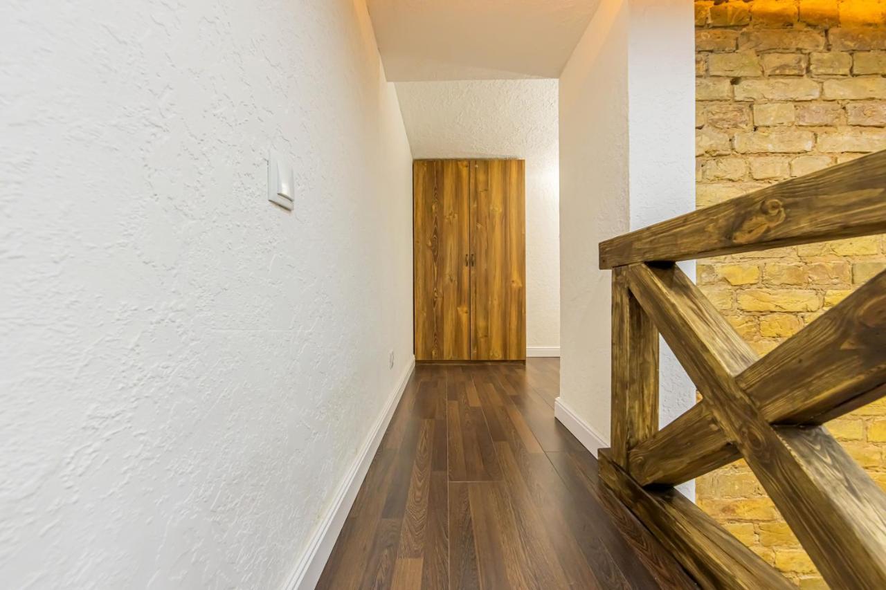 Apartamento Kyiv Brown Loft Exterior foto